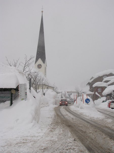 sneeuw in balderschwang.jpg - In Balderschwang heeft het de afgelopen tijd al stevig gesneeuwd.